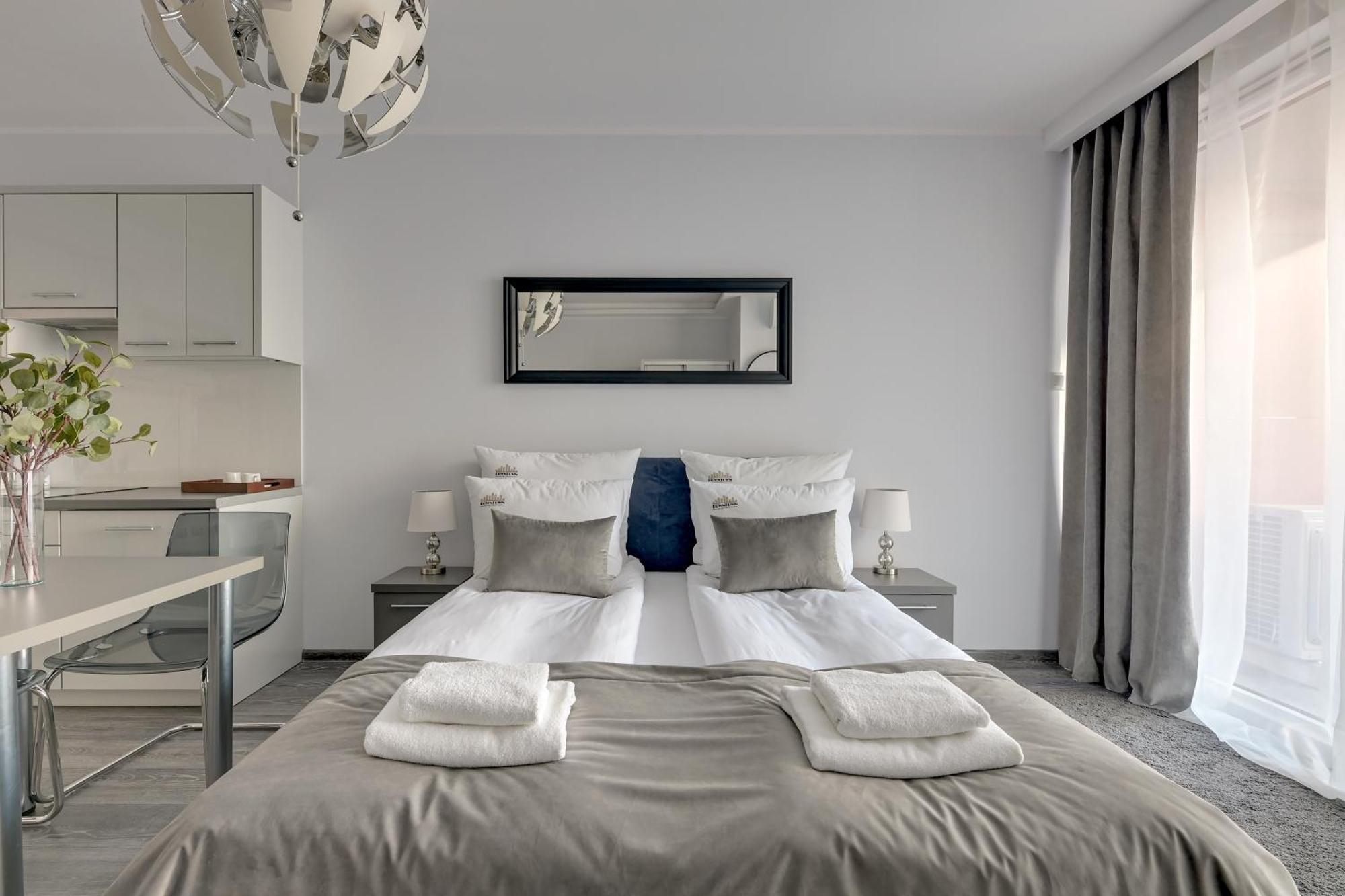 Scala City Center By Downtown Apartments Γκντανσκ Δωμάτιο φωτογραφία